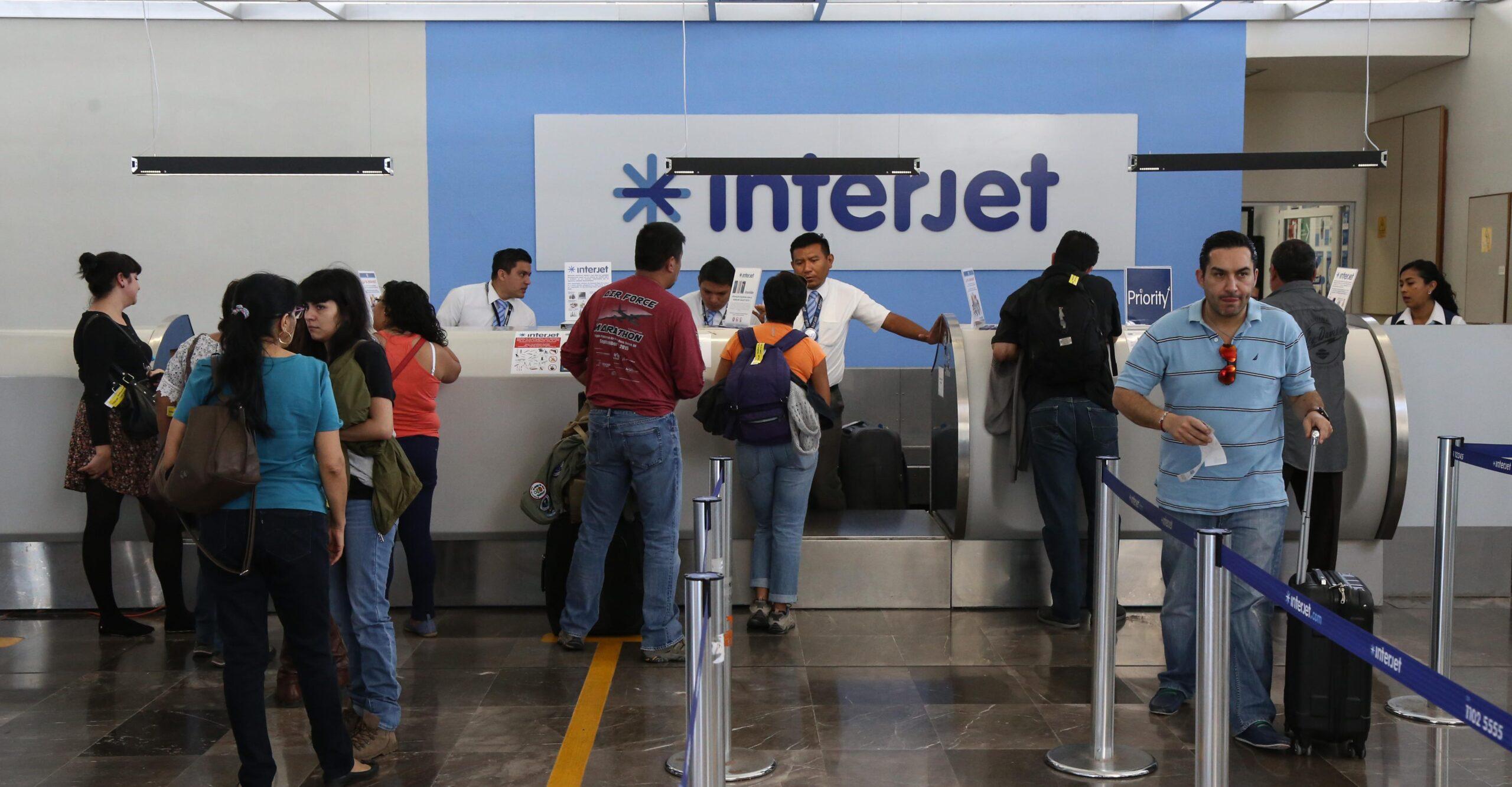 SAT embarga a Interjet por deudas fiscales; empresa acusa cálculo erróneo de impuestos