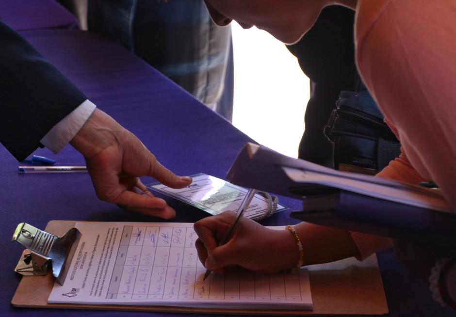 38 ciudadanos recaban 3 millones de firmas para ser candidatos a la Asamblea Constituyente