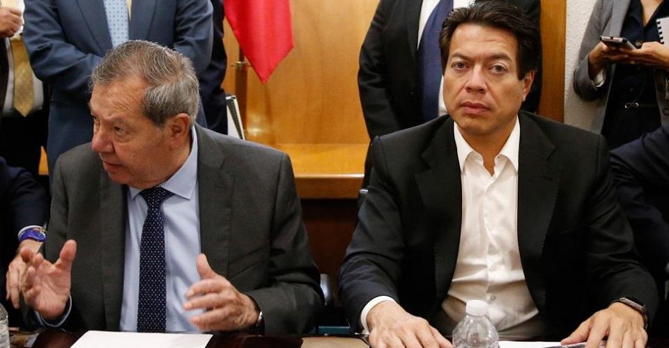 INE ordena a Mario Delgado y Muñoz Ledo retirar publicidad en arranque de tercera encuesta