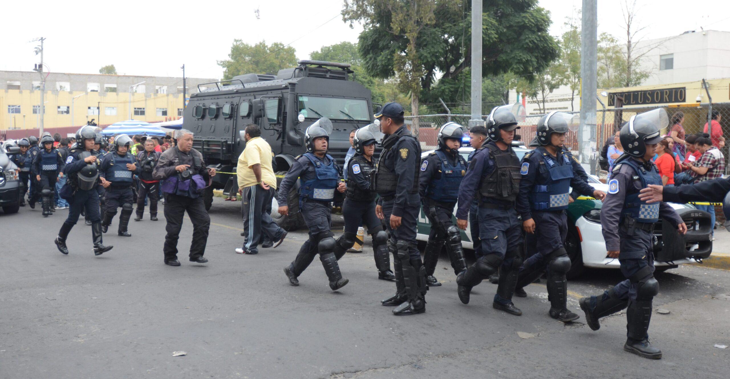 Solo 1 de cada 4 policías en México está capacitado para cuidar a la gente