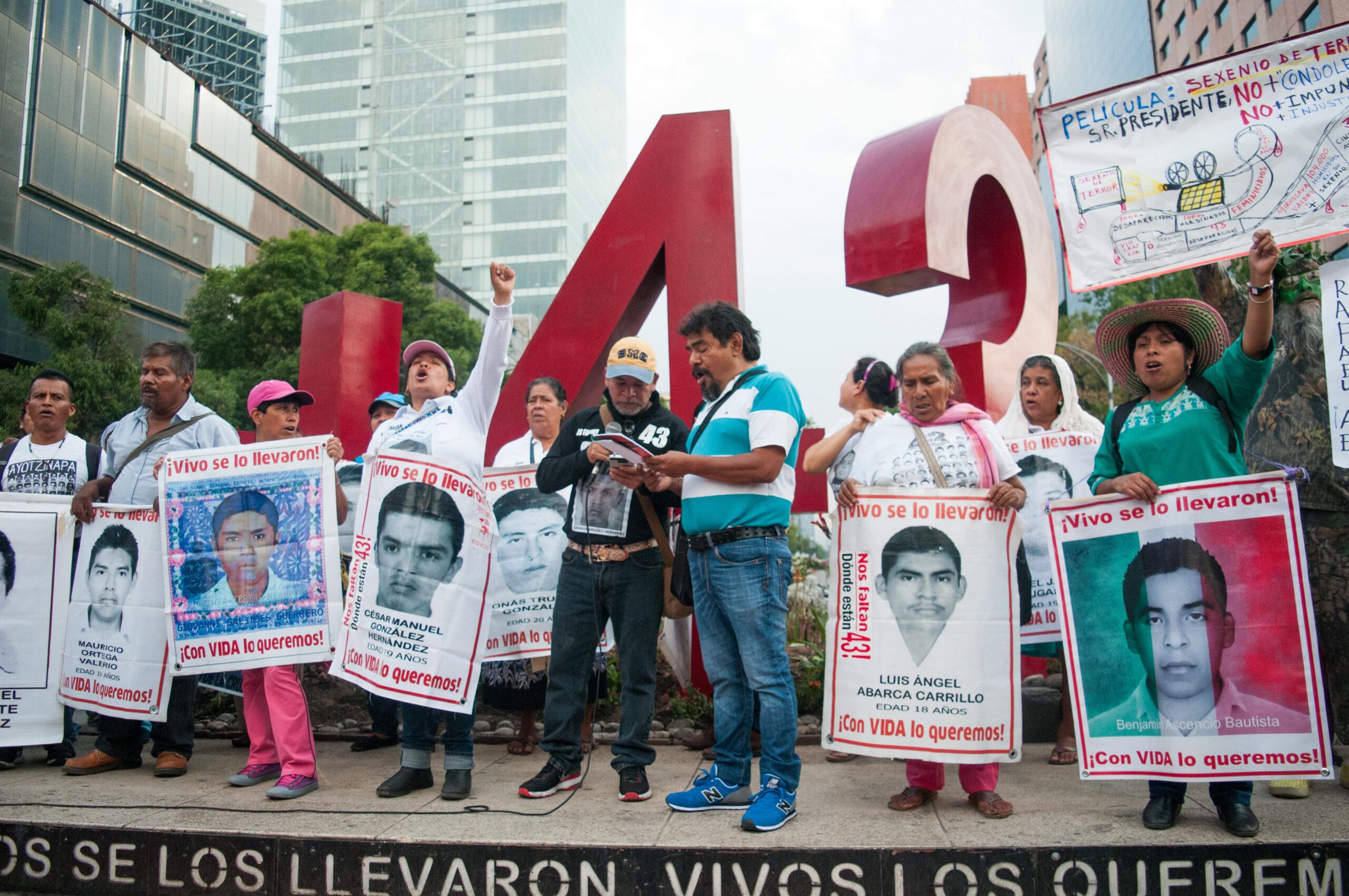 Son ya 15 los casos en que jueces ordenan reponer el proceso a implicados en el caso Iguala