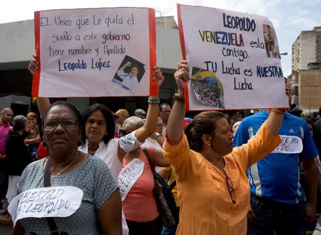 Venezuela: Aumentan muertos y piden 10 años para líder opositor
