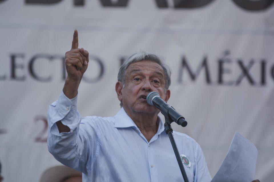 No vamos a pelear con Trump por el muro, será una labor diplomática: López Obrador