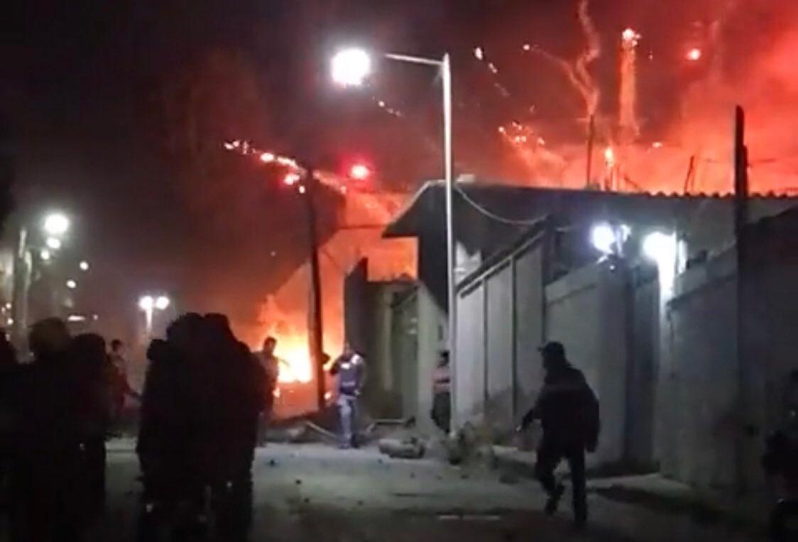 Explosión en Tultepec deja dos muertos y cuatro heridos; incendio ya fue controlado