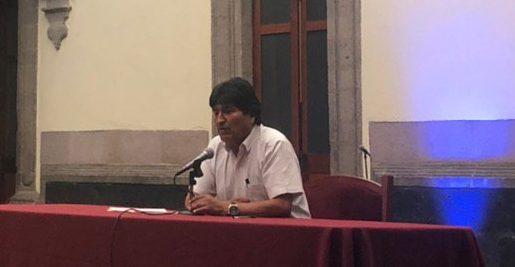 ‘Mi gran delito es ser indígena’, dice Evo Morales y reprocha la deslealtad de policías y militares