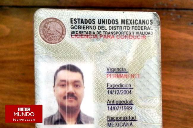 La increíble historia del carnet permanente de conducir en México