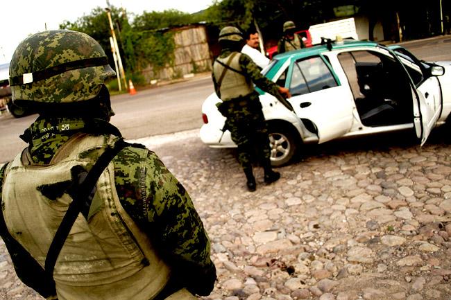 El Ejército y la SIEDO catean otra propiedad de Eugenio Hernández