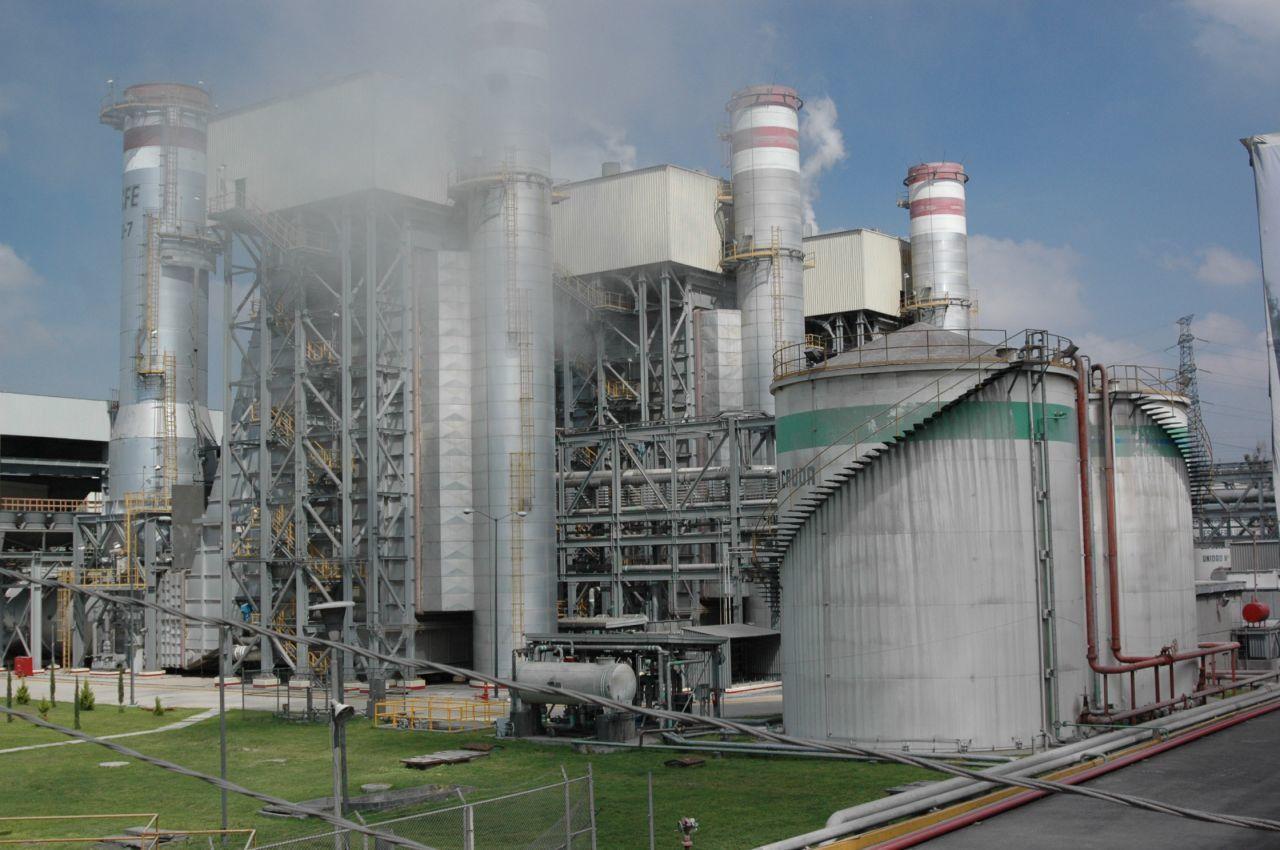 Decretan contingencia ambiental en Salamanca por quema de combustóleo en termoeléctrica de CFE