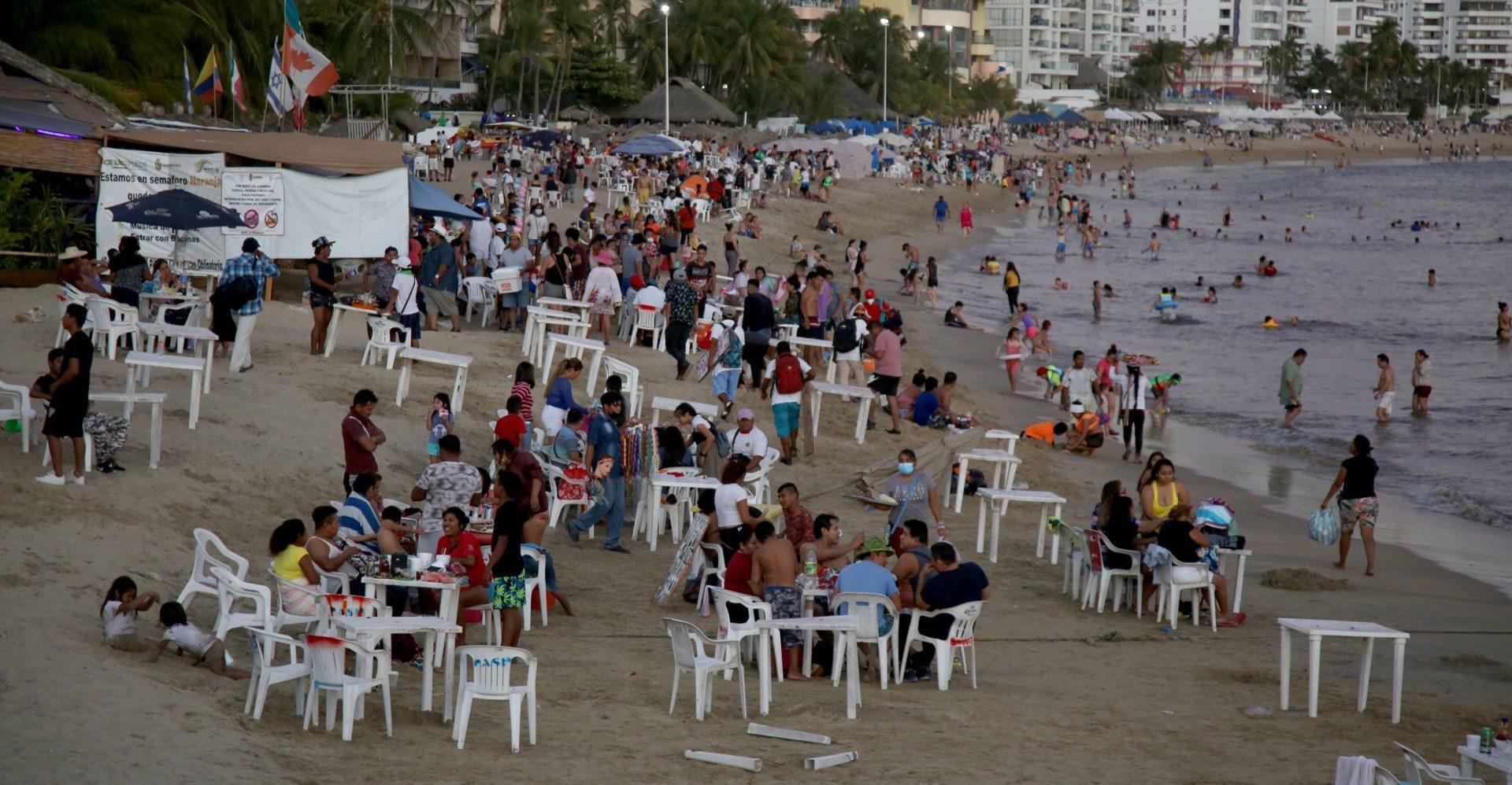 Guerrero regresa al semáforo rojo por aumento de casos COVID; playas estarán al 30%