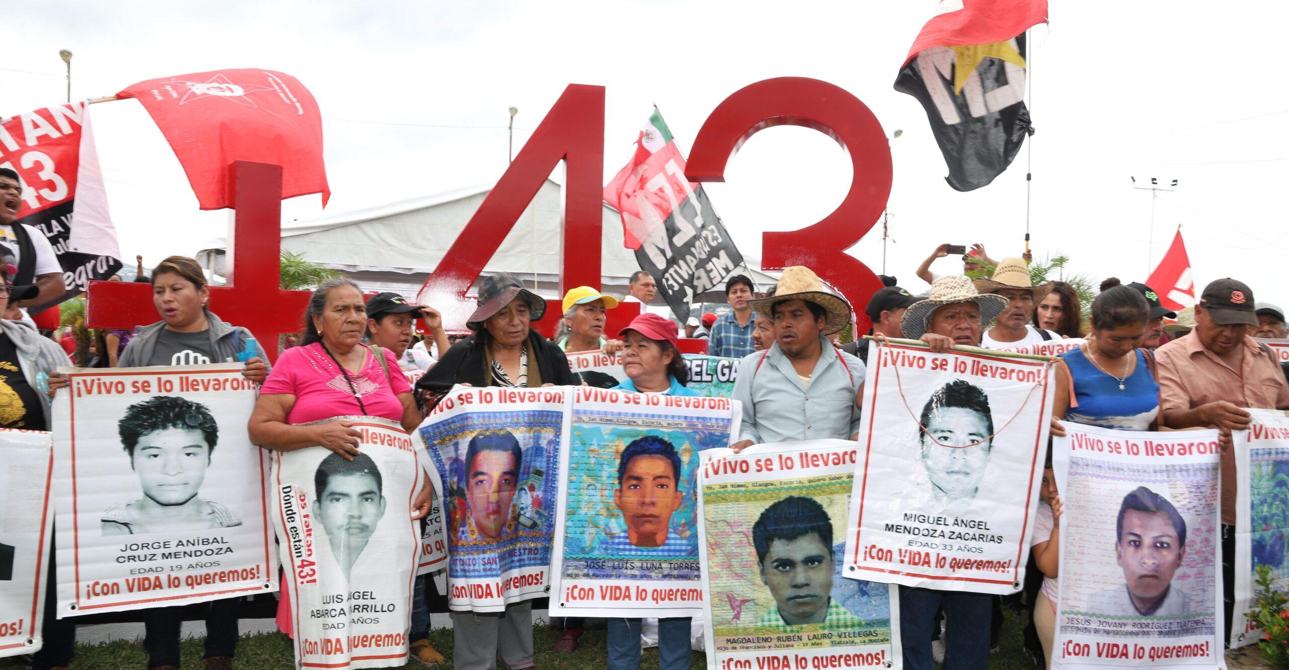 Tres presos de Guerrero cooperan con el gobierno para dar con el paradero de los 43 de Ayotzinapa