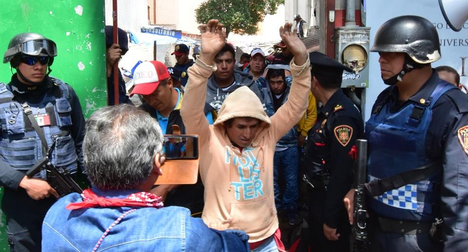 Siete de cada 10 mexicanos reprueba al gobierno federal en derechos humanos