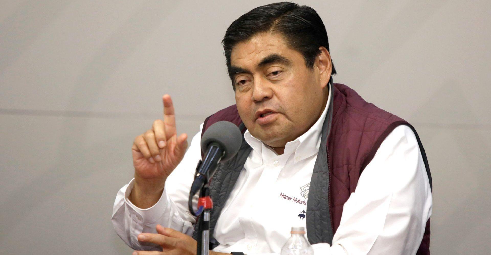 Rector de la BUAP acusa persecución del gobierno de Puebla, dice que atentan contra la autonomía