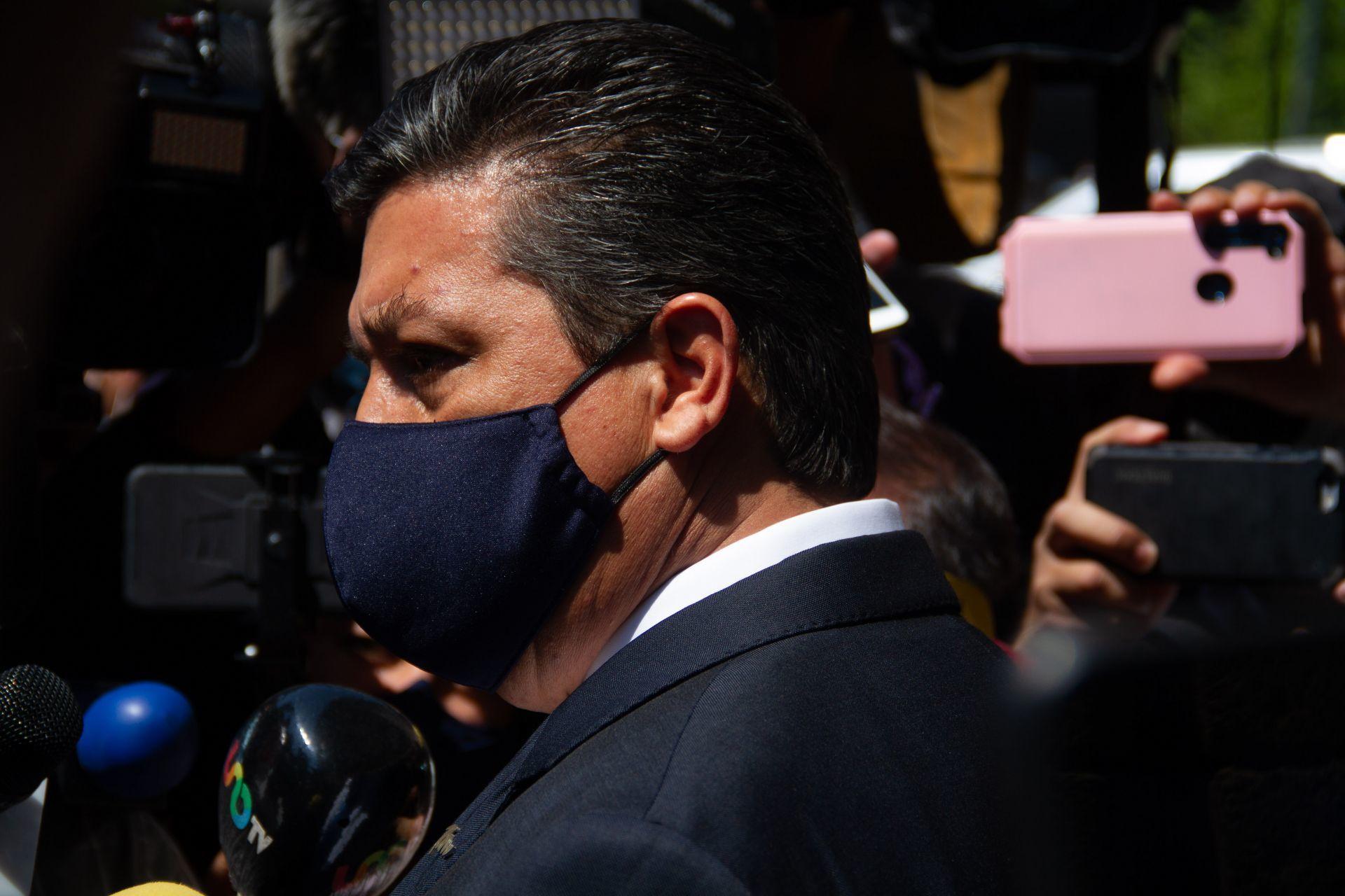 Cabeza de Vaca ya no tiene fuero, pero la Corte decidirá, dice AMLO