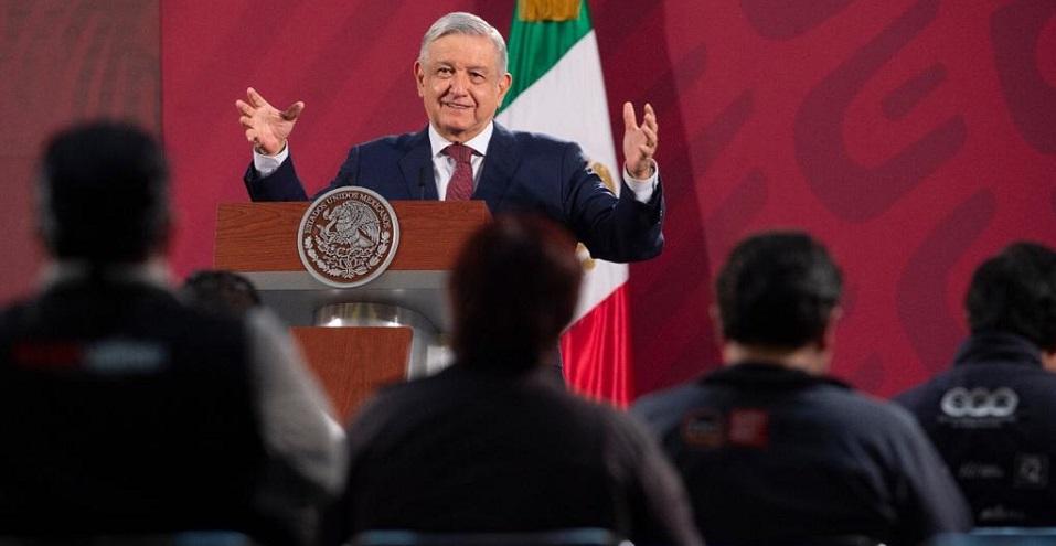 ‘No todos los que se dedican a la ciencia, la cultura y la academia son gentes conscientes’: AMLO