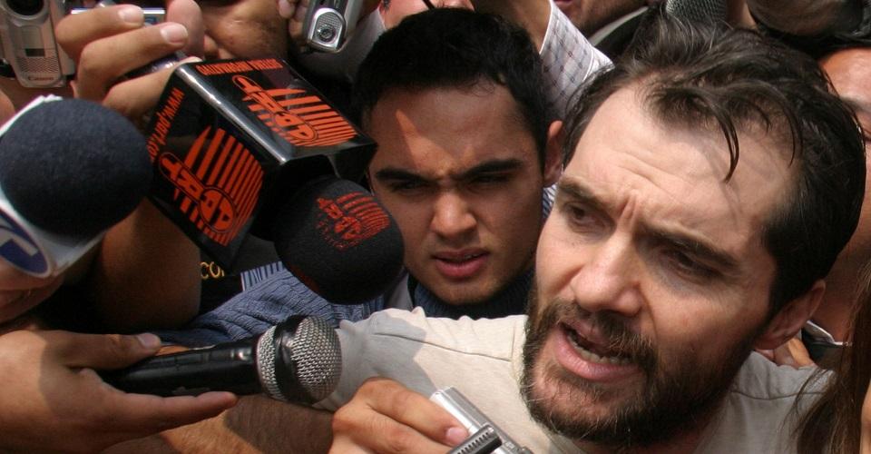 Detienen en Argentina a Carlos Ahumada por presunta defraudación fiscal; FGR pedirá extradición