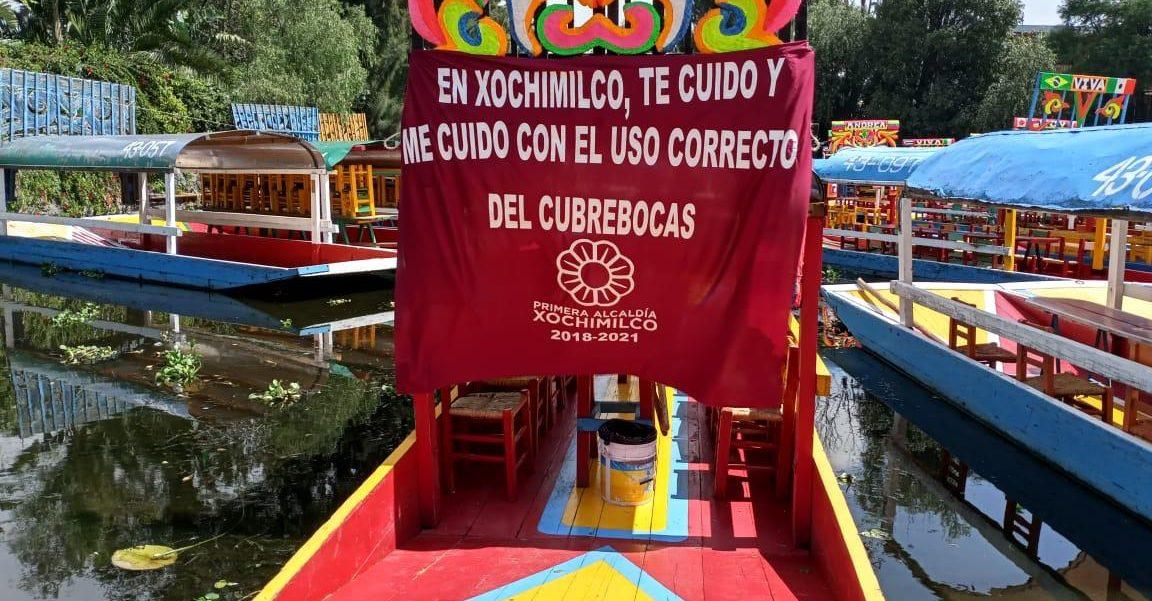 Vuelven a navegar las trajineras de Xochimilco con nuevo horario y medidas de higiene