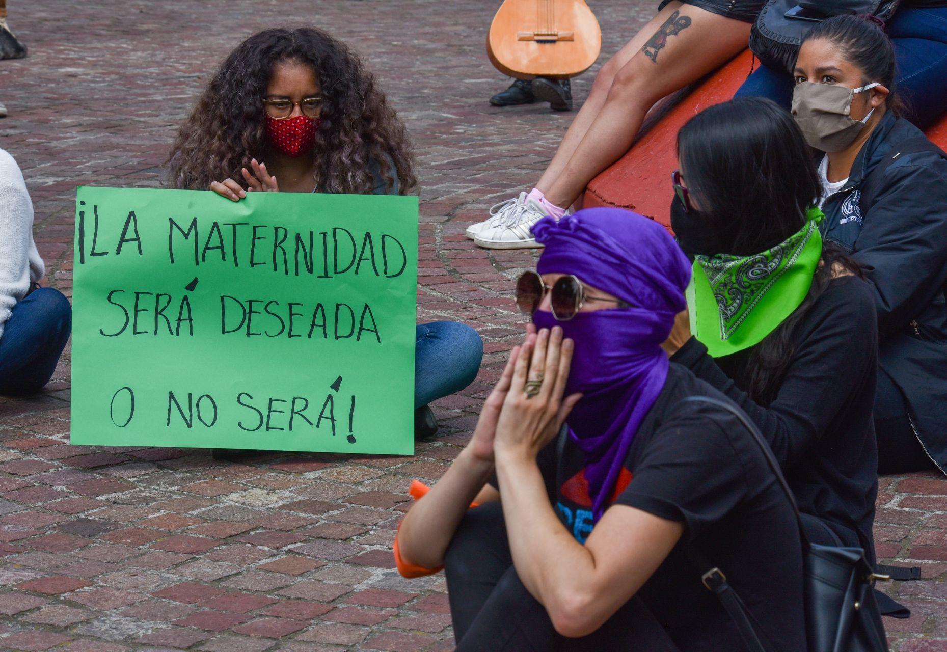 “Los derechos no son discutibles”: Sánchez Cordero sobre consulta para despenalizar el aborto