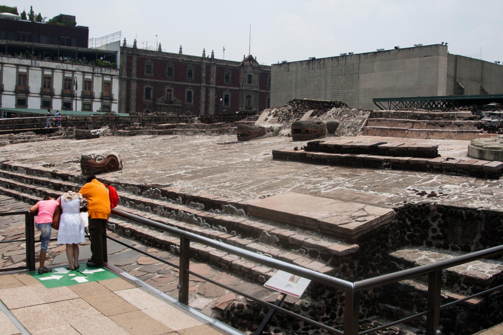 Recorte al INAH afectará Palenque, Templo Mayor, restauración y museos