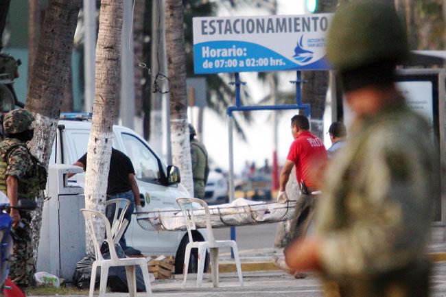Arrojan granada en Acuario de Veracruz; hay un muerto