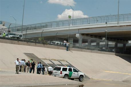 EU exonera a agente que mató a joven mexicano en 2010