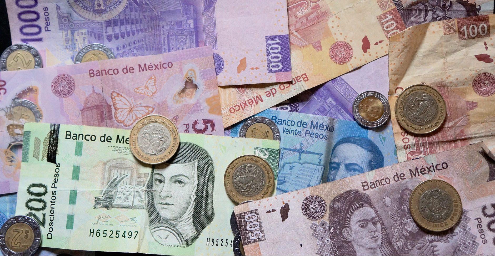 Por desaceleración en EU y bloqueos en Michoacán, Banxico baja pronóstico de crecimiento para 2019