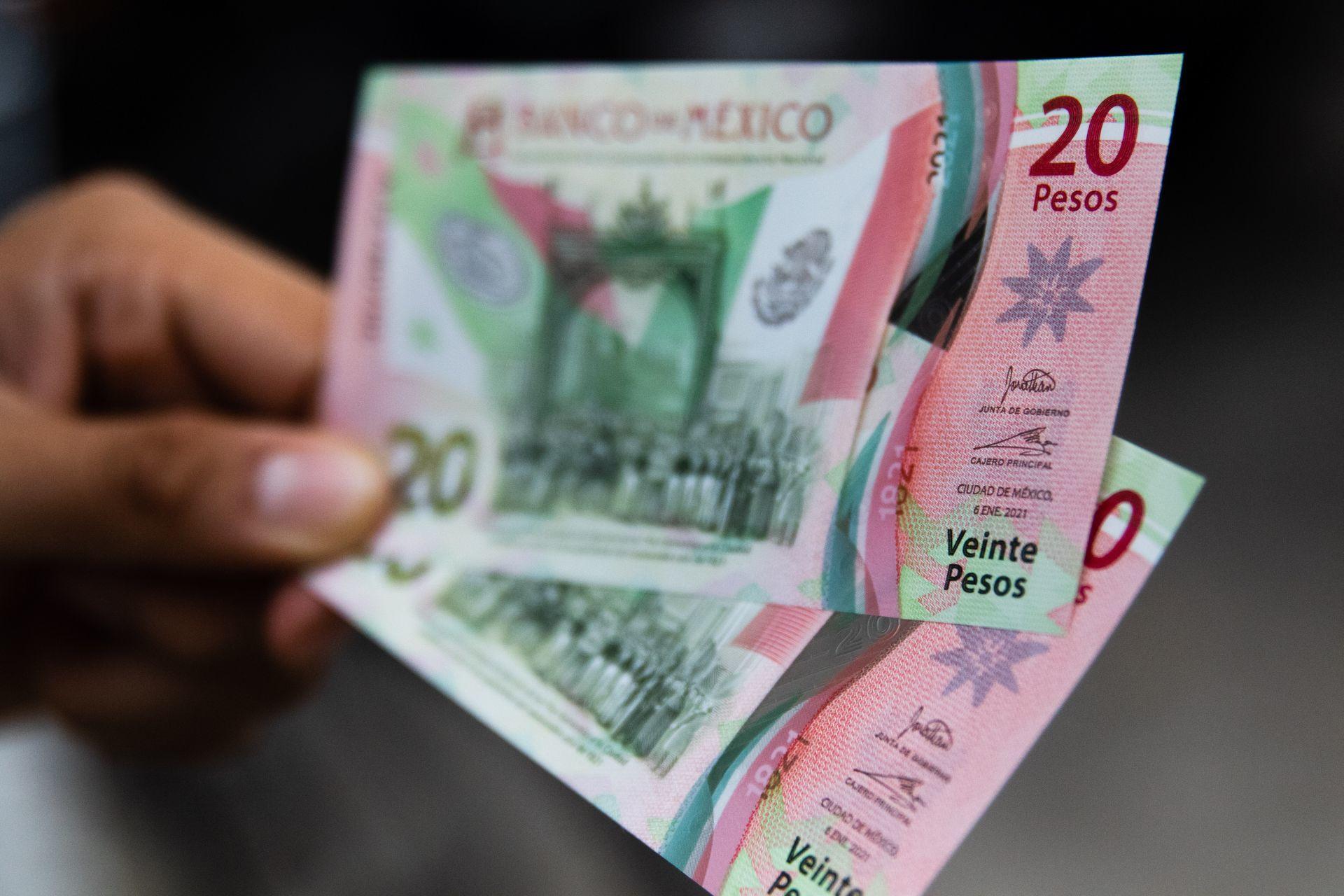 Salario mínimo en México aumentará 22% a partir del 2022