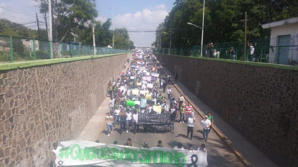 Estudiantes de Celaya protestan contra inseguridad y por asesinato de un alumno del Tecnológico Nacional
