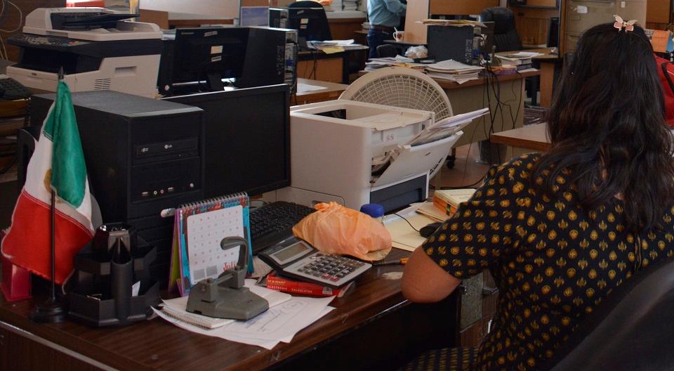 ‘Pensé que iba a golpearme’: Exempleada de organismo educativo denuncia violencia laboral de su jefe