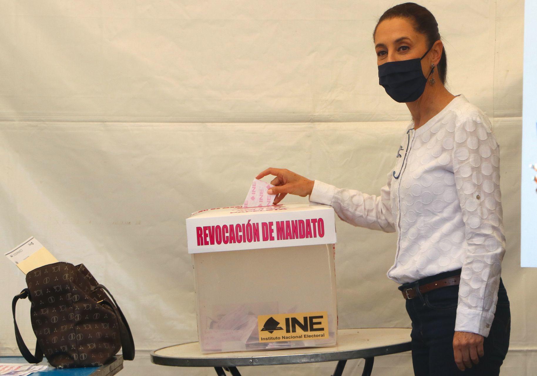 TEPJF: Sheinbaum y gobernadores de Morena violaron la ley electoral durante revocación de mandato