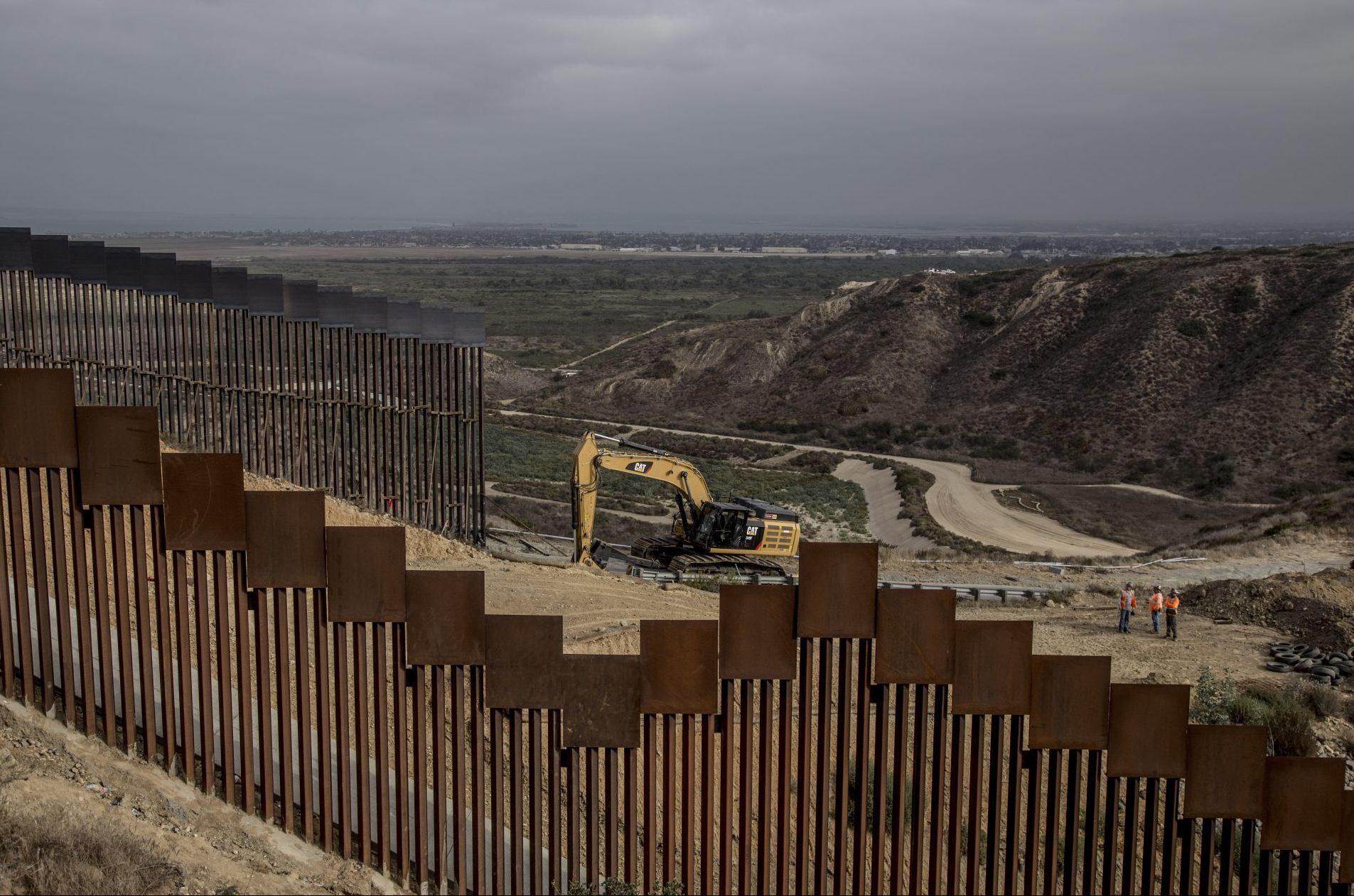 Muro con EU está evitando contagios en la frontera, dicen autoridades de Salud