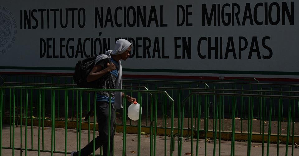 Migrante de Haití no recibió ayuda y murió en estación migratoria de Chiapas, denuncian ONG