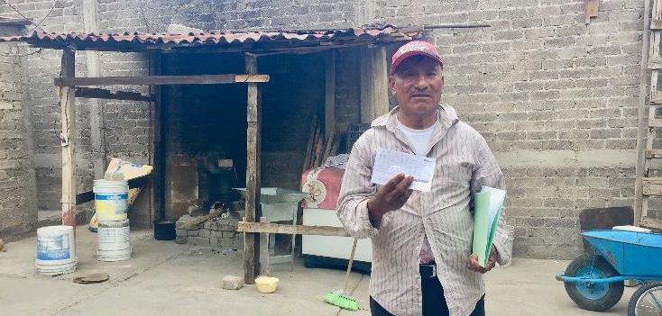 Supuestos beneficiarios adultos mayores de Sedesol, no aparecen, nadie los conoce o no reciben dinero: Univision