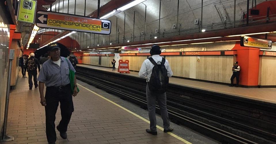 #UnDíaSinNosotras: Afluencia en el Metro bajó 40%; conductoras de trenes y trabajadoras de taquilla pararon