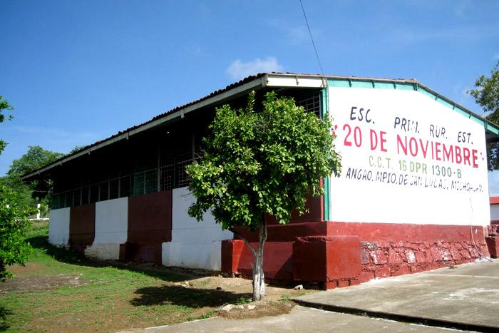 Reinician clases en Michoacán tras el fin de paro magisterial