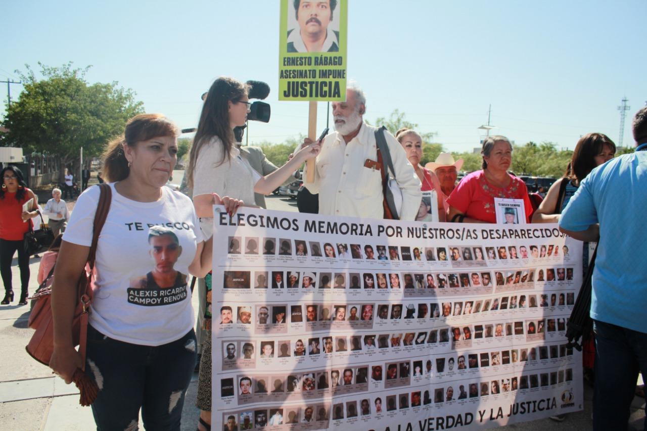 Familiares de víctimas de desaparecidos critican al gobierno de Corral y piden apoyo a AMLO