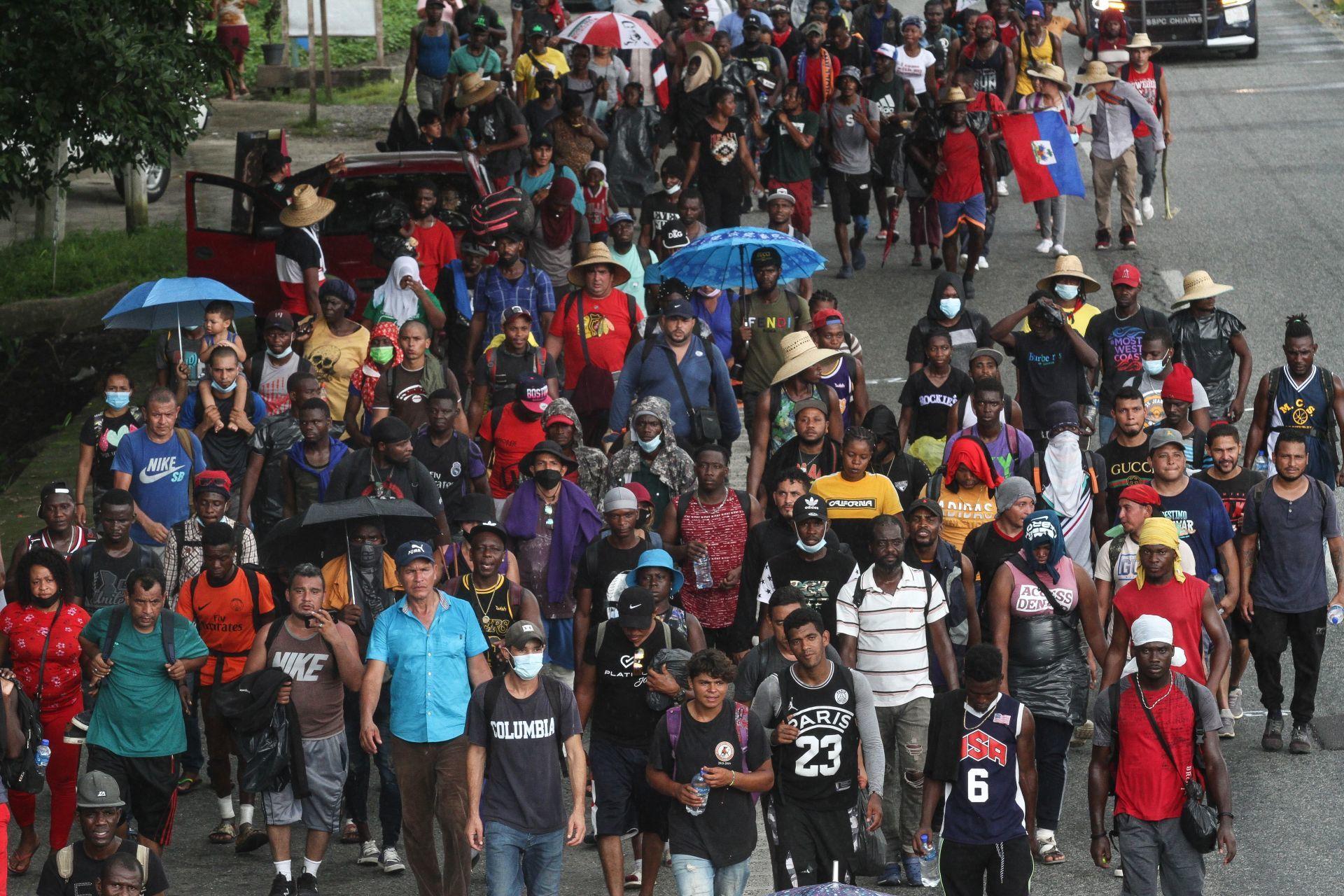Cambian vuelos de retorno de migrantes desde frontera de México hacia Honduras y Guatemala