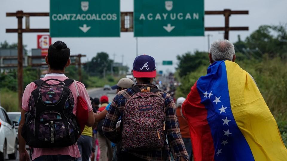 Más de 70 mil migrantes fueron víctimas de tráfico o secuestro en México entre 2011 y 2020: informe de CNDH