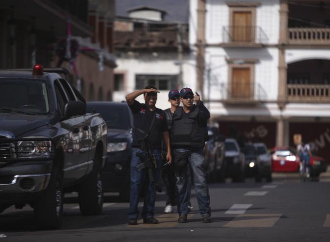 Duda en las muertes de Apatzingán; testigo denuncia 3 ejecuciones extraoficiales