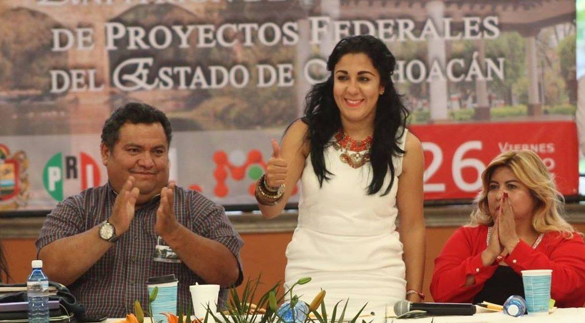 Detienen a alcaldesa de Turicato, Michoacán; la acusan de participar en un homicidio