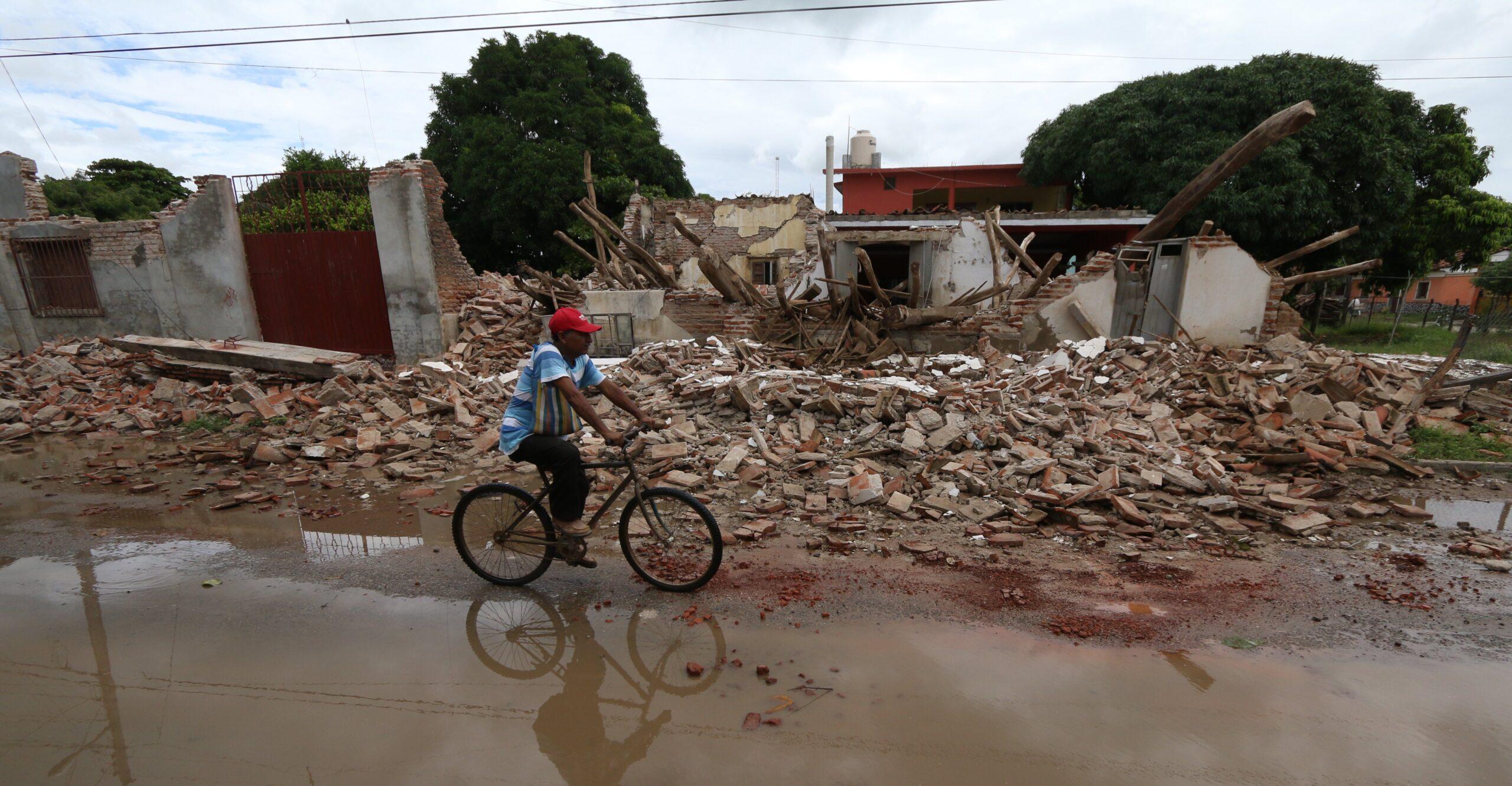 A un año del 7S, pobladores de Unión Hidalgo, Oaxaca, denuncian apoyos incompletos para reconstrucción