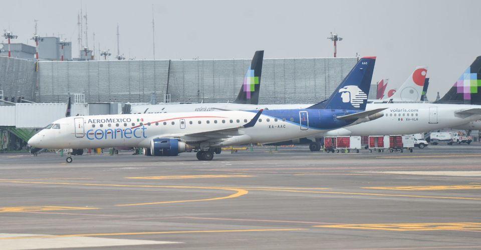 Aeropuerto de la CDMX y aerolíneas acuerdan reducir vuelos temporalmente