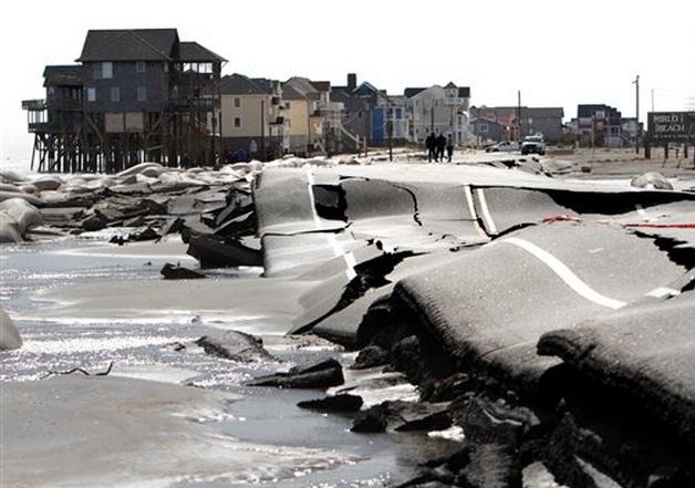 Aumentan a 39 los muertos por <i>Sandy</i> en EU