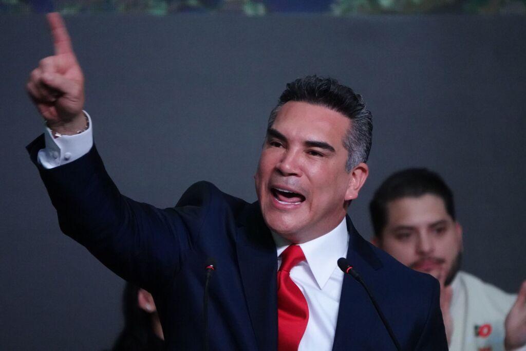 Alejandro Moreno podrá seguir al frente del PRI hasta 2024: el Tribunal Electoral valida reforma que extendió su dirigencia