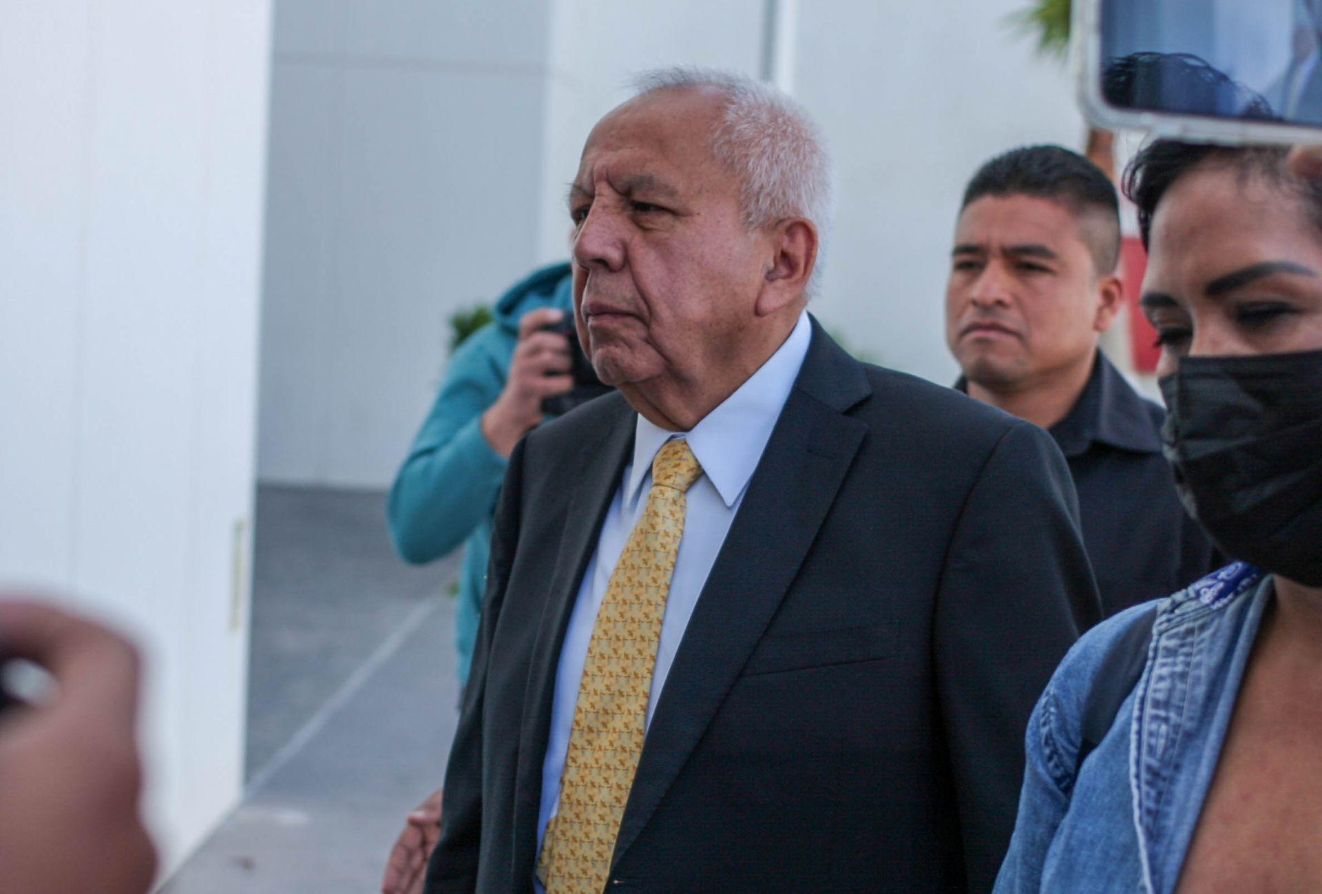 Juez vincula a proceso a Francisco Garduño, titular del INM, por la muerte de 40 migrantes; seguirá proceso en libertad