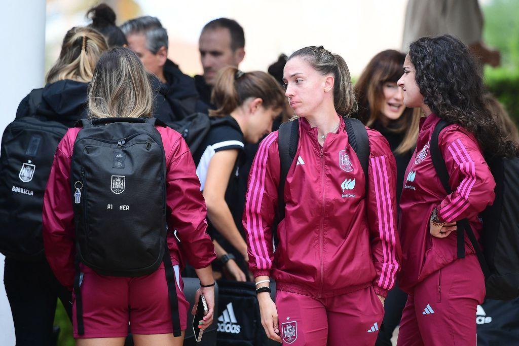 La selección española de futbol femenino llega a un acuerdo y pone fin al paro