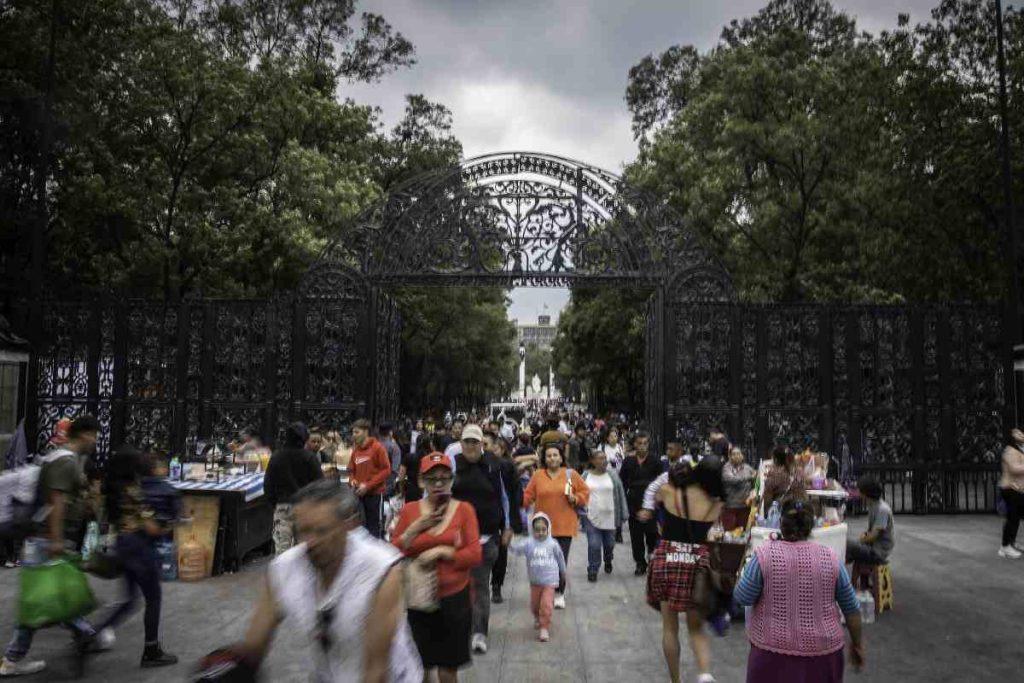 Que no te tome de sorpresa: cierran Puerta de los Leones en Chapultepec por mantenimiento
