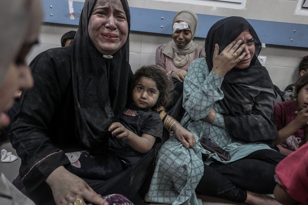 El sector sanitario está a punto de colapsar': Médicos Sin Fronteras narran  la crisis que viven en los hospitales de Gaza