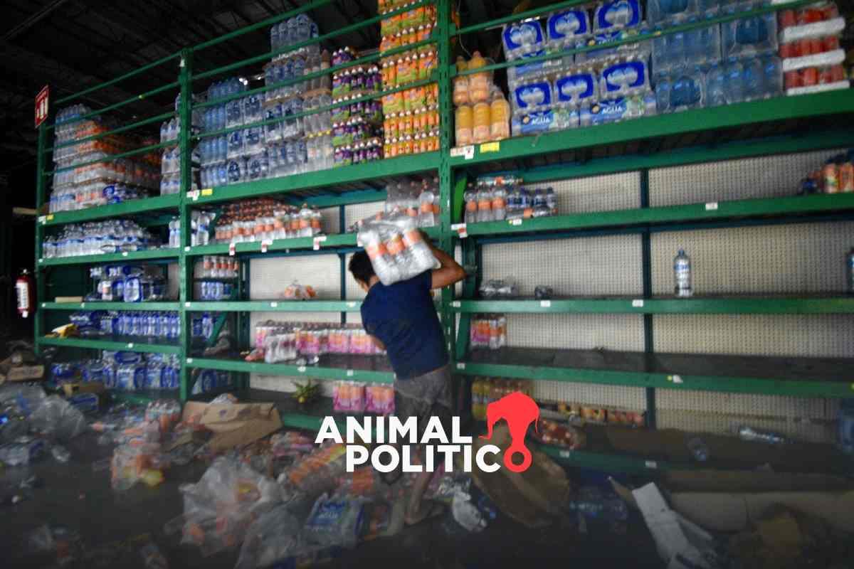 “No hay que criticar, la gente perdió todo”: habitantes de Acapulco piden ayuda y no juzgar los “saqueos” en tiendas