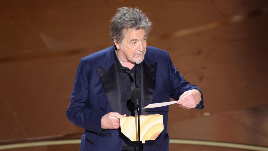 ‘No fui yo, fueron ellos’; Al Pacino explica su raro momento en la ceremonia de los Oscar