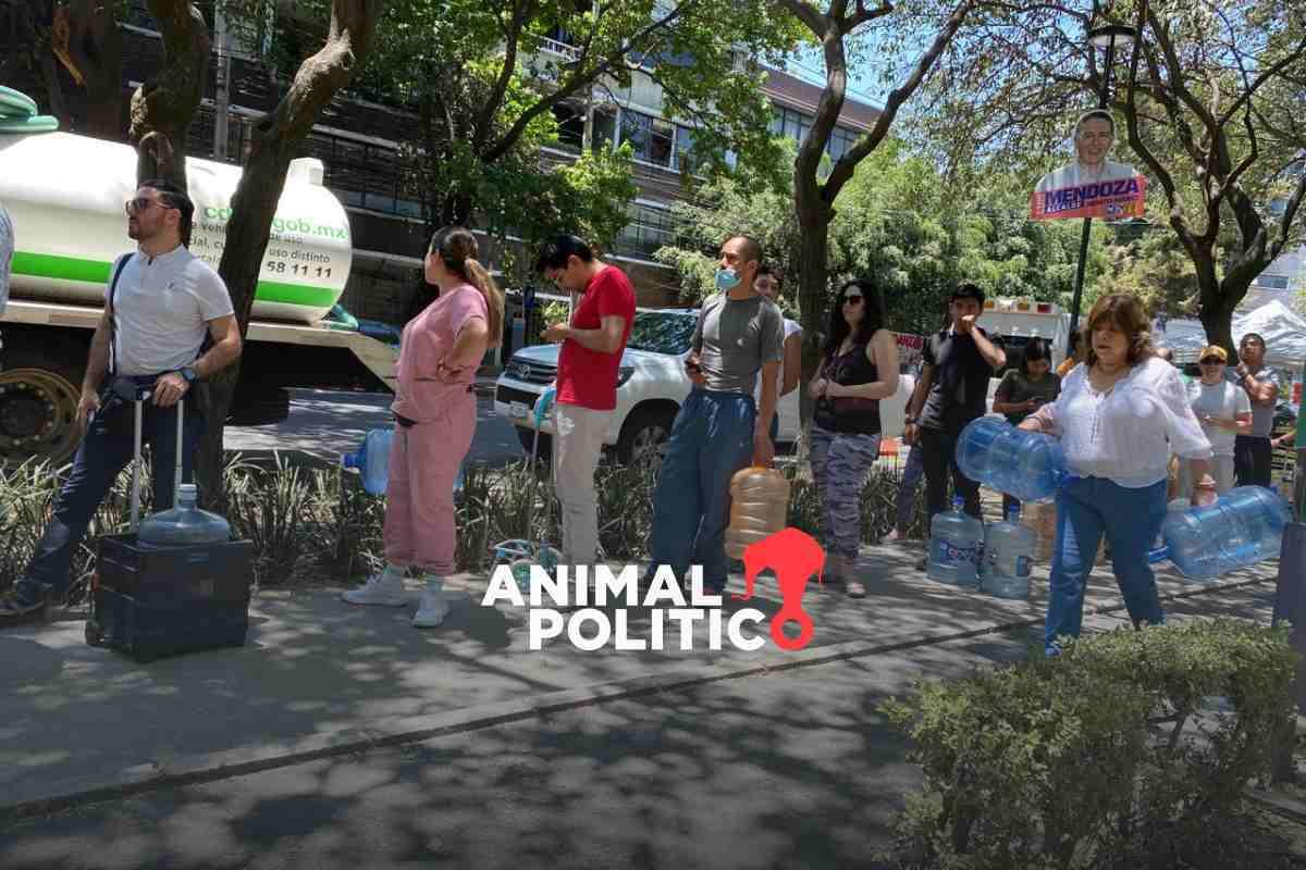 Con pipas y garrafones, negocios ‘resisten’ al agua contaminada en Benito Juárez; vecinos presentan 18 quejas